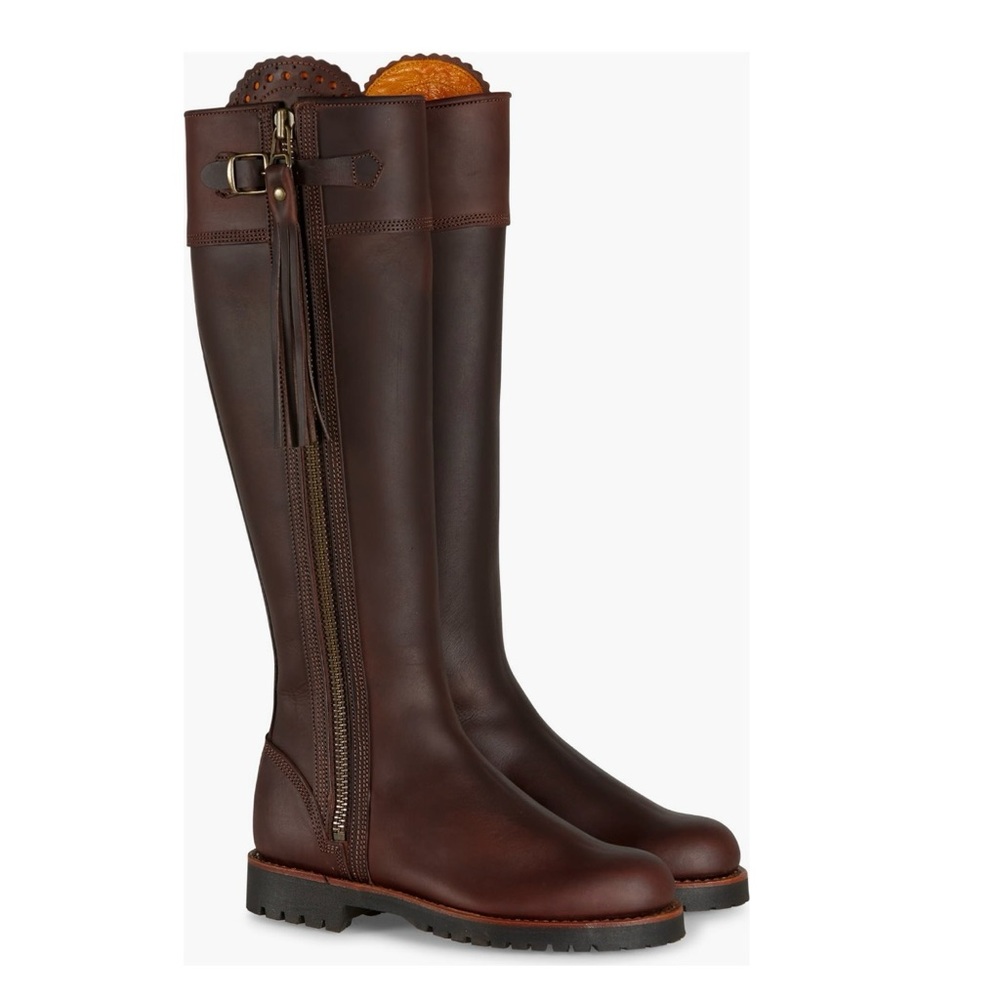 NWT Penelope Chilvers Long Tassel Boots